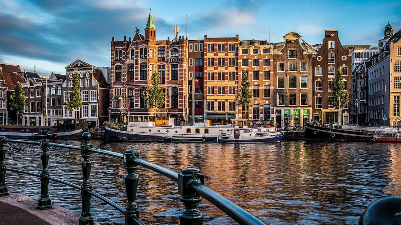 Eden Studios and Apartments - Amsterdam - Nederland