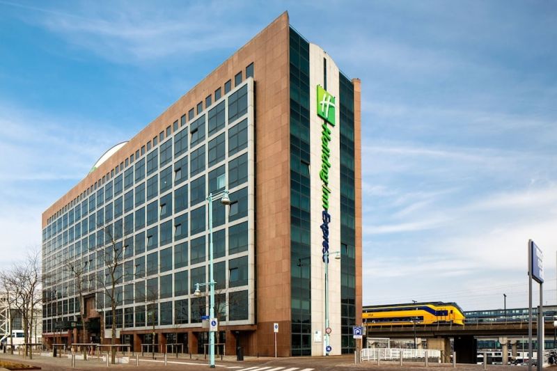 Holiday Inn Express Amsterdam - Sloterdijk Station