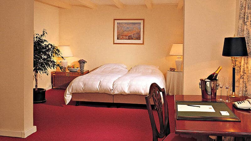 Hotel Bridges House - - Nederland